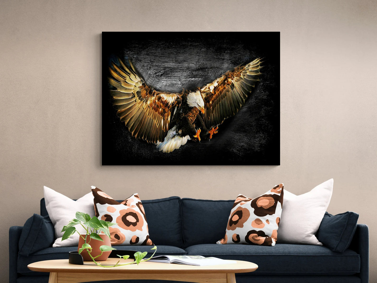 Aquila in tela nera