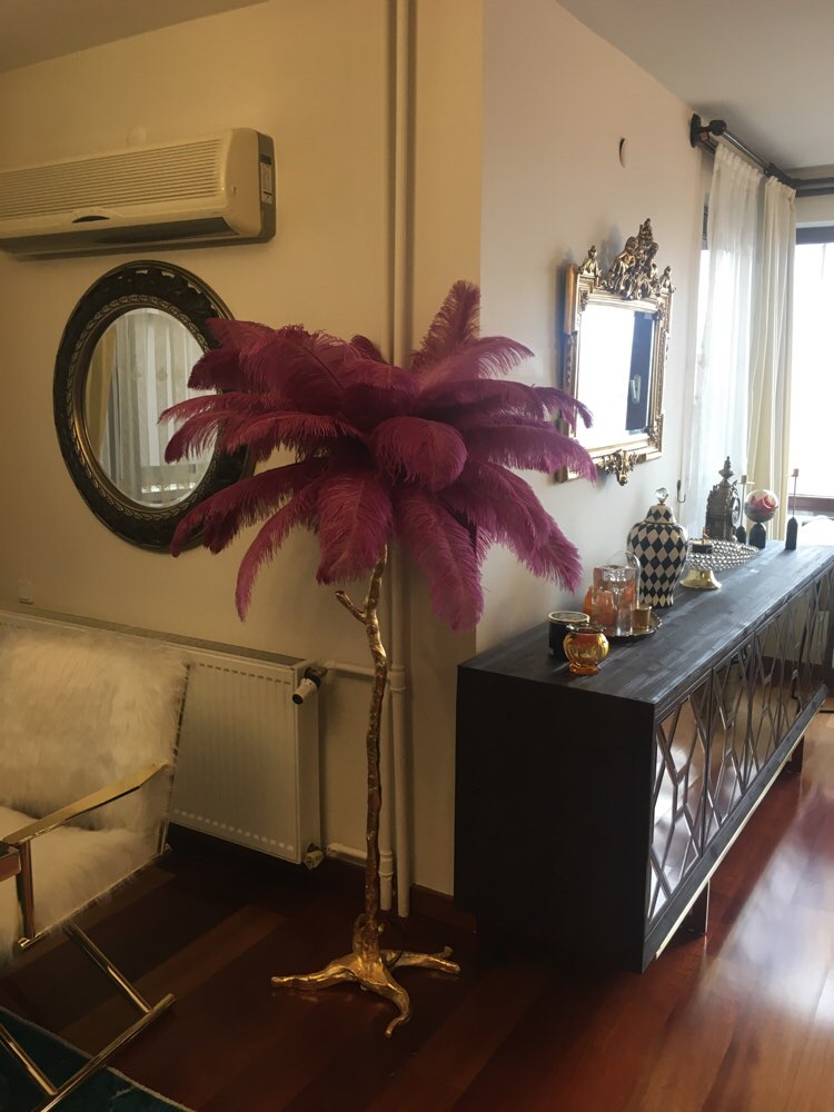 Feather floor lamp